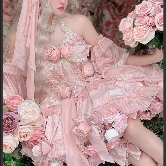 Lolita Dress - Picture 4 of 8